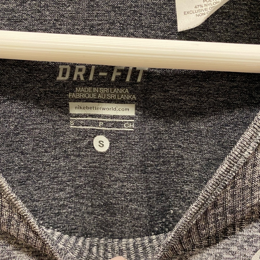 Nike dri fit moisture wicking long sleeve with thumb holes. Size S